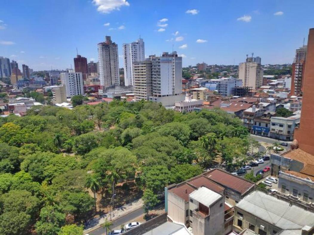Amplio Depto De 2 Dormitorios, Zona Plaza Uruguaya Asunción Eksteriør bilde